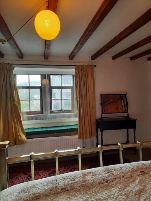 18Th-Century Three-Bedroom Mill Worker'S Cottage 克罗姆福德 外观 照片